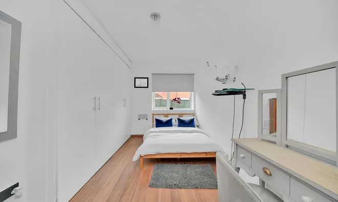 Недвижимость Redclyf House, Cephas Street: 10