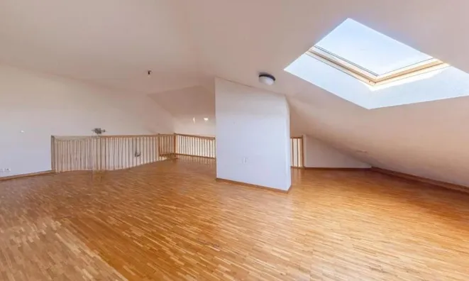 Недвижимость Apartment 5 rooms: 10