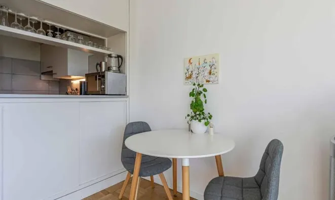 Недвижимость Apartment 1.5 rooms: 4