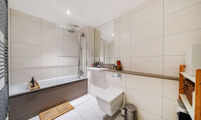 Недвижимость Camberwell Road: 7
