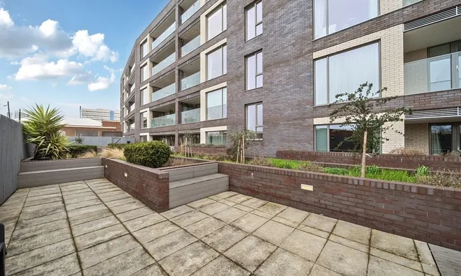 Недвижимость Camberwell Road: 20