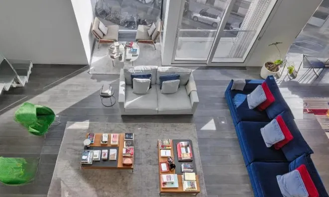 Недвижимость Apartment 6 rooms: 2