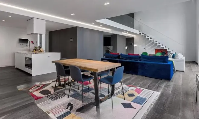 Недвижимость Apartment 6 rooms: 5