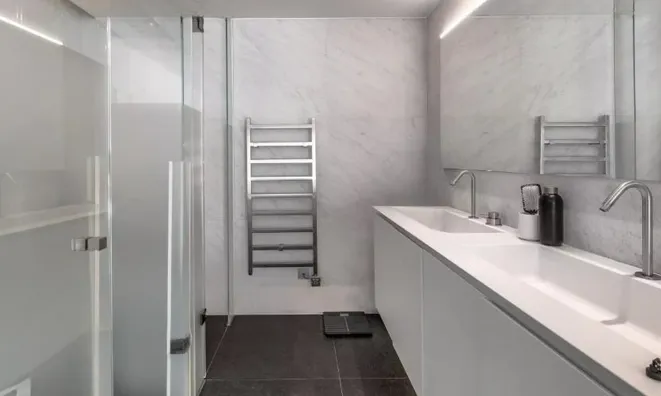Недвижимость Apartment 6 rooms: 8
