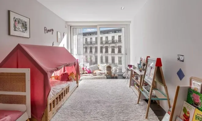 Недвижимость Apartment 6 rooms: 9