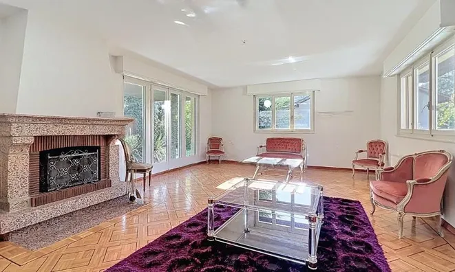 Недвижимость Single house 7 rooms: 2