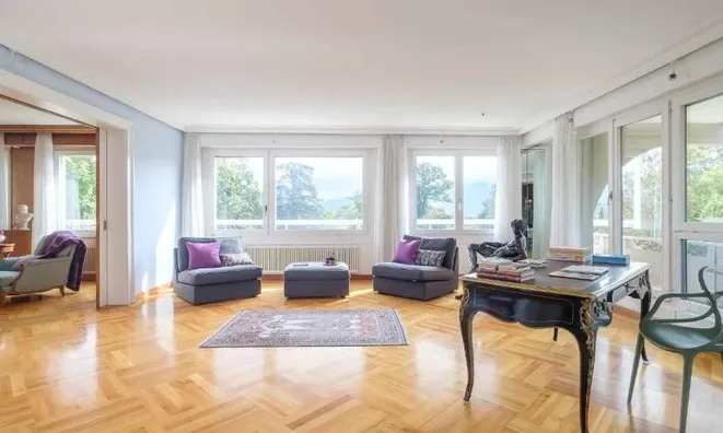 Недвижимость Apartment 8 rooms: 1