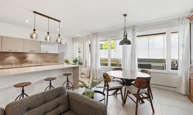 Недвижимость Apartment 4 rooms: 3