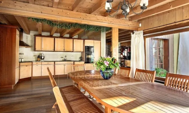 Недвижимость Single house 8 rooms: 6