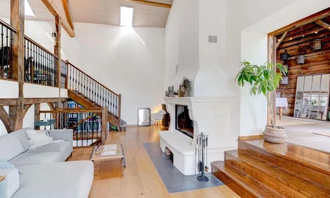 Недвижимость Bifamiliar house 7.5 rooms: 1