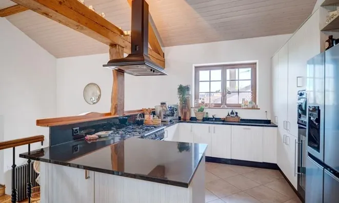 Недвижимость Bifamiliar house 7.5 rooms: 3