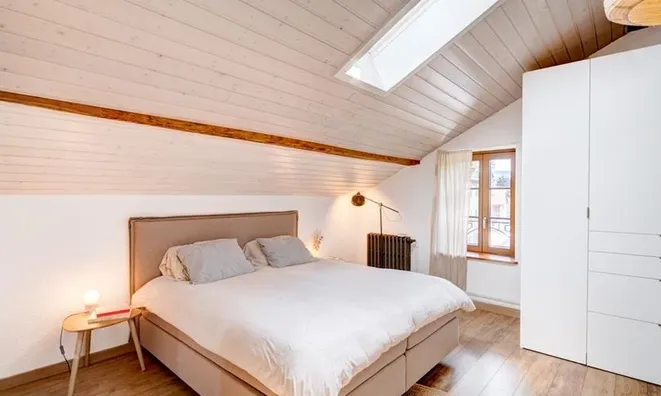 Недвижимость Bifamiliar house 7.5 rooms: 8