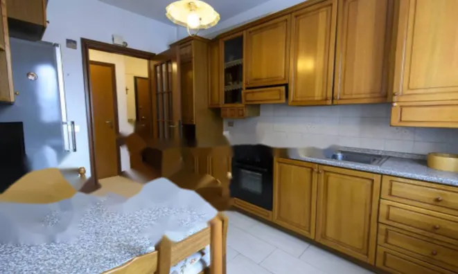 Недвижимость Квартира на улице Рокка: 4