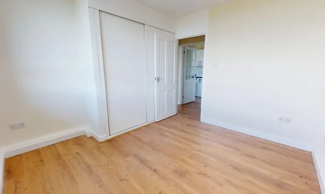 Недвижимость George Downing Estate: 1