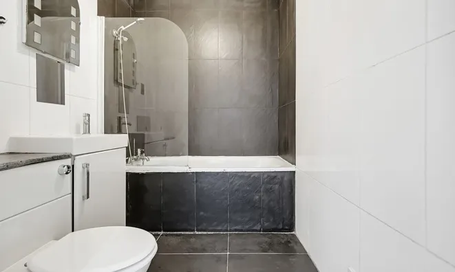 Недвижимость Gallery Apartments, 331 Commercial Road: 5