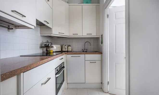 Недвижимость Cliveden Place, London, 8: 11
