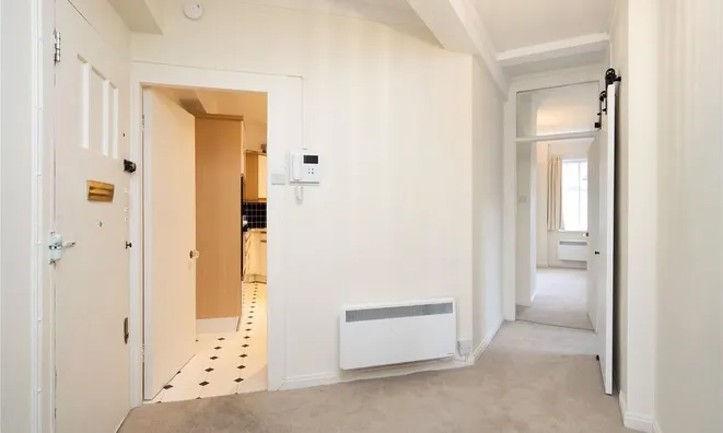 Недвижимость Chelsea Manor Gardens: 4