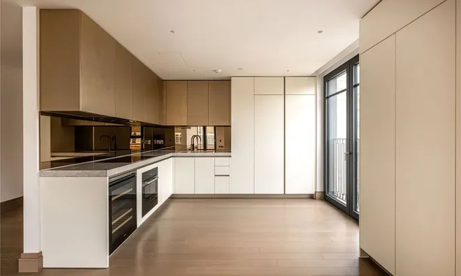 Недвижимость Lucan Place, Chelsea: 5