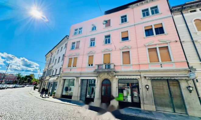 Недвижимость Квартира на площади Виктории: 2