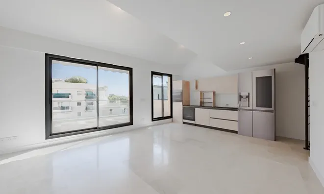 Недвижимость Apartment Monaco, Condamine: 3