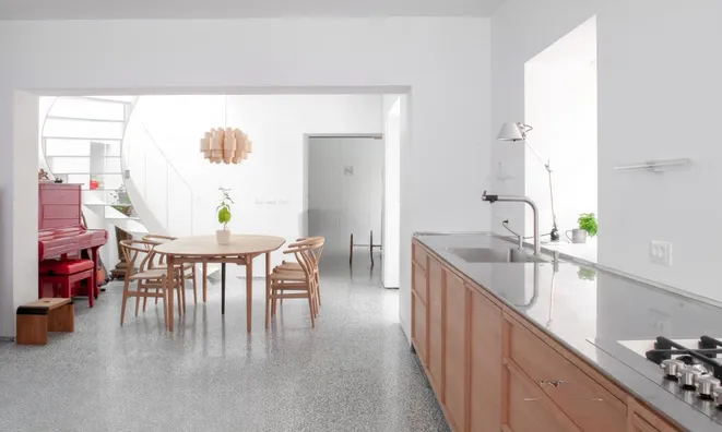 Недвижимость House, Prule: 2