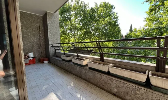 Недвижимость Four-room apartment in the City Center: 16