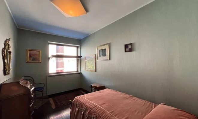 Недвижимость Four-room apartment in the City Center: 26