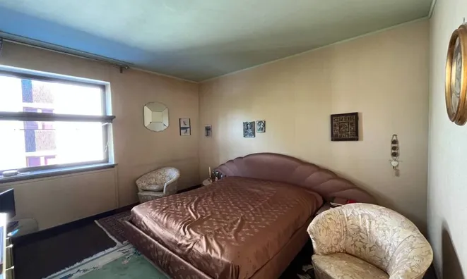 Недвижимость Four-room apartment in the City Center: 28