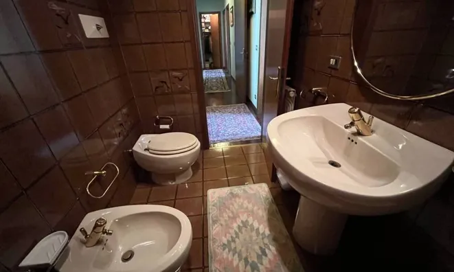 Недвижимость Four-room apartment in the City Center: 29