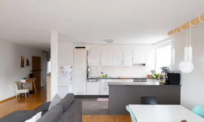 Недвижимость Apartment 5 rooms: 5