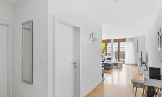 Недвижимость Apartment 5 rooms: 7
