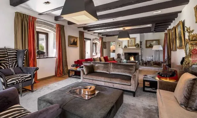 Недвижимость Single house 20 rooms: 5