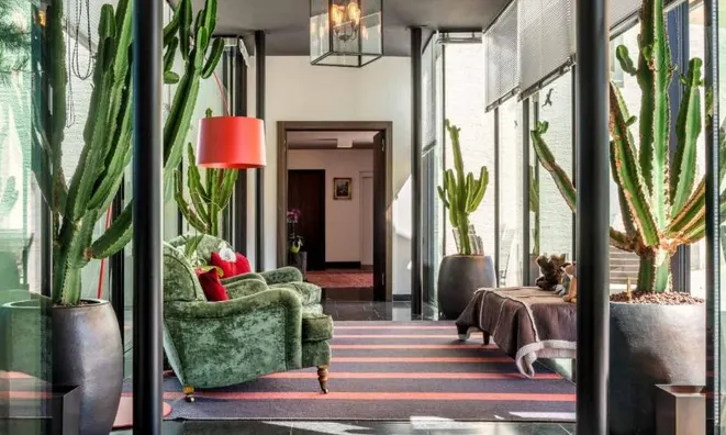 Недвижимость Single house 20 rooms: 6