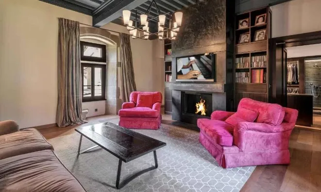 Недвижимость Single house 20 rooms: 9