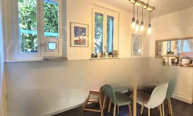 Недвижимость Apartment 5 rooms: 4