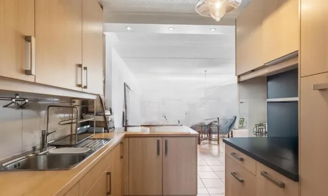 Недвижимость Row house 6 rooms: 5