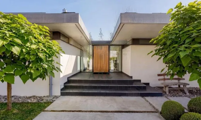 Недвижимость Single house 10 rooms: 2