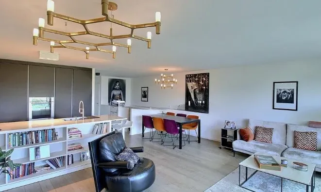 Недвижимость Apartment 4 rooms: 4