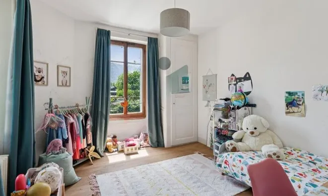 Недвижимость Single house 7 rooms: 6