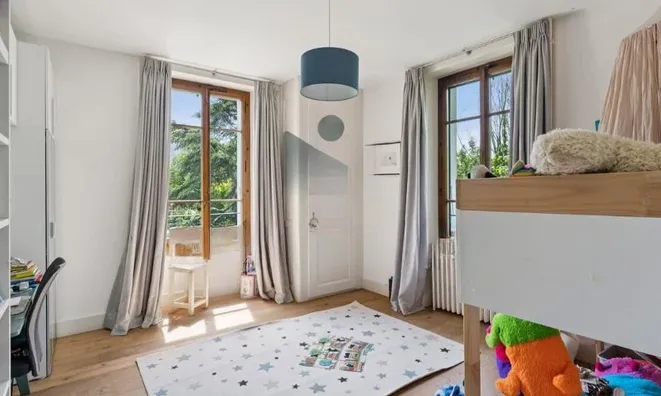 Недвижимость Single house 7 rooms: 7
