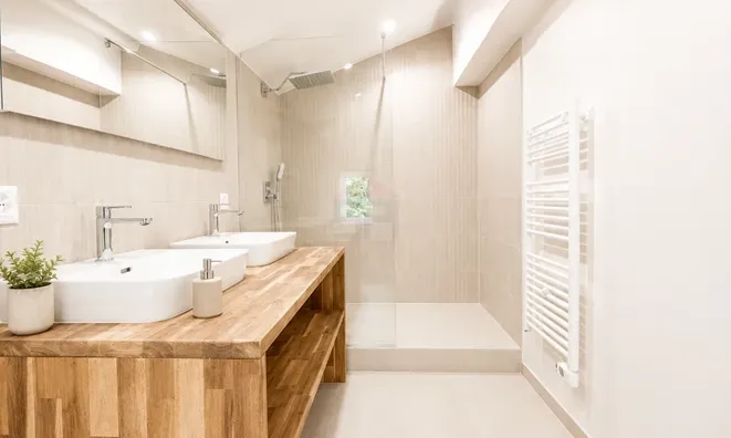 Недвижимость Apartment 5 rooms: 7
