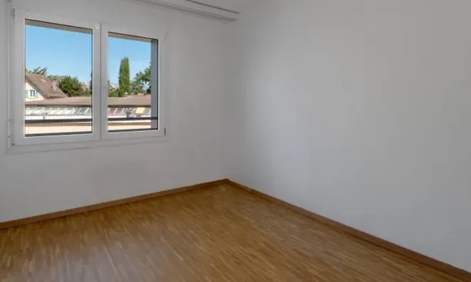 Недвижимость Apartment 5 rooms: 5