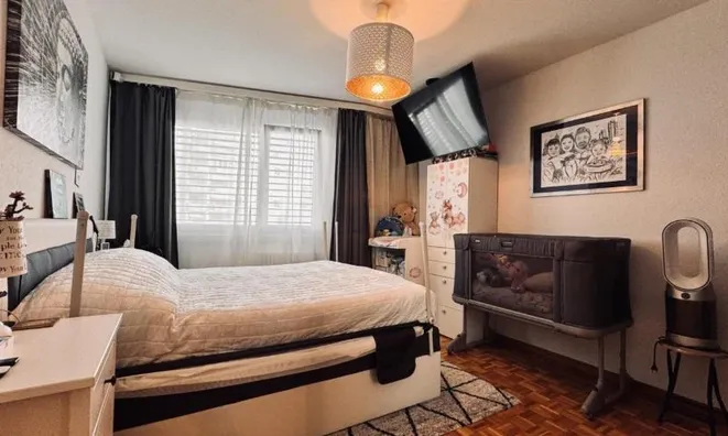 Недвижимость Apartment 4 rooms: 4