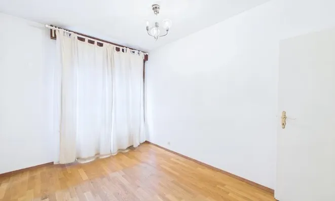 Недвижимость Apartment 3 rooms: 11