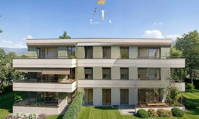 Недвижимость Apartment 4 rooms: 2