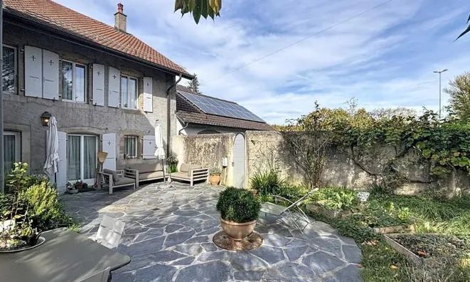 Недвижимость Single house 8 rooms: 1