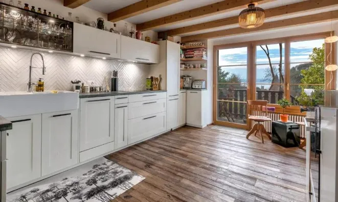 Недвижимость Single house 10 rooms: 8