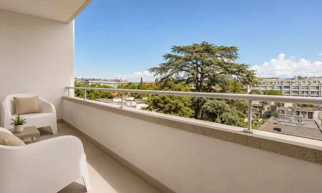 Недвижимость Apartment 4 rooms: 2