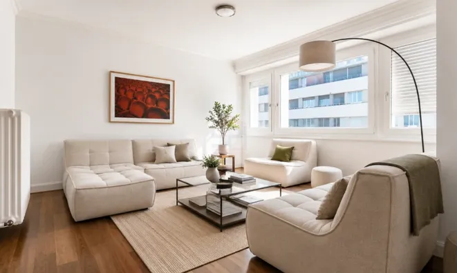 Недвижимость Apartment 4 rooms: 4