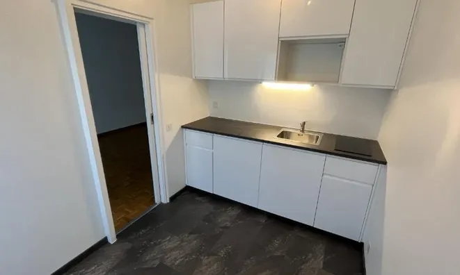 Недвижимость Apartment 2 rooms: 4
